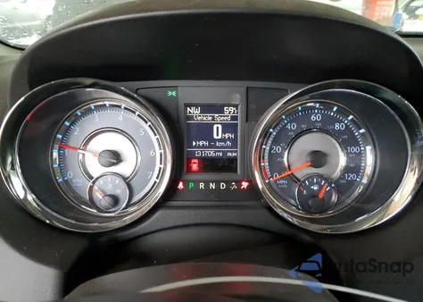 2015 Chrysler Town & Country Touring from USA, damaged, VIN 2C4RC1BG5FR582612